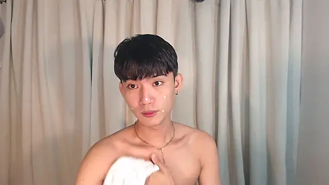 Snapshot of asian_dai chatting on September 2025 09:29:02 PM asian dai online show from September 2025 09:29:02 PM