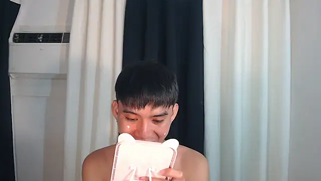 Snapshot of asian_dai chatting on November 2025 05:01:02 PM asian dai online show from November 2025 05:01:02 PM