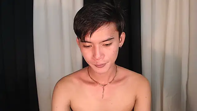 Snapshot of asian_dai chatting on December 2025 10:10:02 AM asian dai online show from December 2025 10:10:02 AM