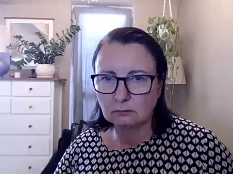 Snapshot of MaryHoney5 chatting on September 2025 12:16:01 PM MaryHoney5 online show from September 2025 12:16:01 PM