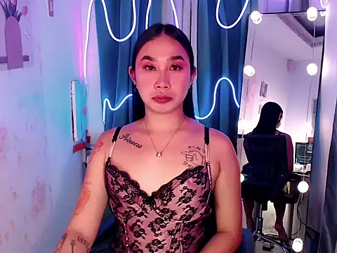 Snapshot of in_yourdreamstarxx chatting on November 2025 08:40:01 PM in yourdreamstarxx online show from November 2025 08:40:01 PM