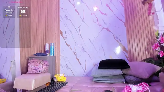 Eva Johnss online show from November 2025 12:30:01 PM