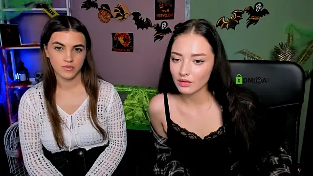 miki-niki online show from November 2025 04:30:01 PM