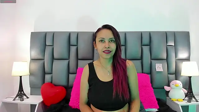 valeriasweet  online show from September 2025 01:14:02 PM