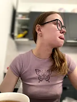  CherryBloom  online show from October 2025 11:21:02 AM