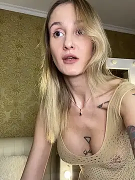 RosieBlossom online show from October 2025 07:25:02 PM