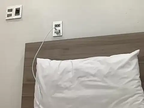 Min sara69 online show from October 2025 09:10:01 AM