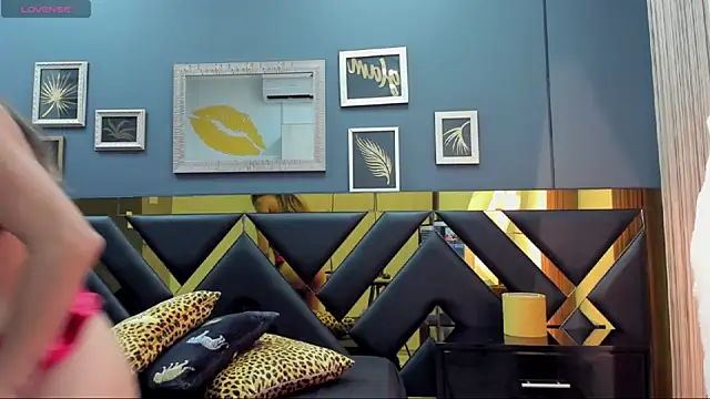 Snapshot of Kaya_Tate chatting on November 2025 08:18:02 PM Kaya Tate online show from November 2025 08:18:02 PM