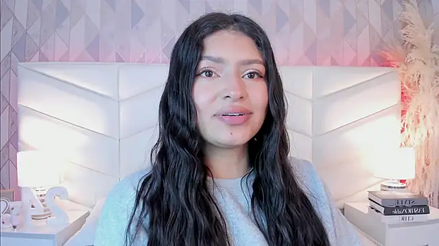 victoria   jonnes online show from October 2025 12:35:01 PM