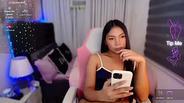 naughtyjayde online show from April 2026 02:27:02 AM