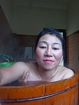 babychill09 online show from November 2025 10:04:02 AM