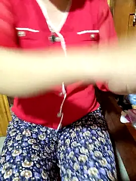 Snapshot of yoowwmr chatting on October 2025 12:05:02 PM yoowwmr online show from October 2025 12:05:02 PM