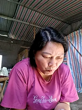 Snapshot of yoowwmr chatting on November 2025 04:45:02 AM yoowwmr online show from November 2025 04:45:02 AM