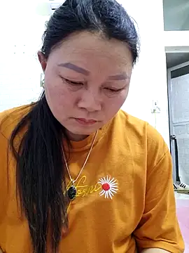 yoowwmr online show from January 2026 01:15:01 PM