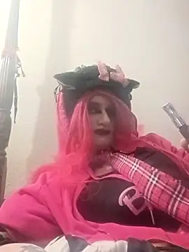 BambiBoo23 online show from June 2026 05:17:02 PM