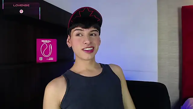 Ezra Storm online show from October 2025 04:48:01 AM