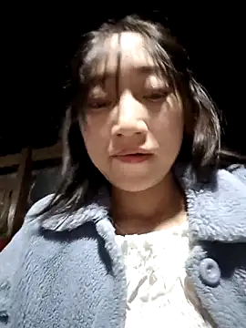 Zhan99999 online show from November 2025 02:33:01 PM