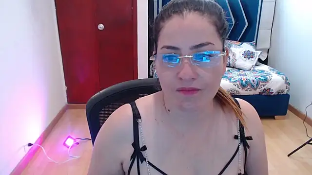 dayanhank online show from October 2025 12:49:01 PM