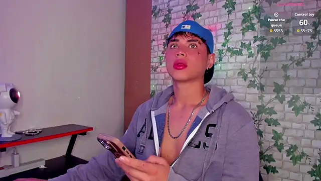 Snapshot of Jostin18 chatting on October 2025 01:00:02 PM Jostin18 online show from October 2025 01:00:02 PM