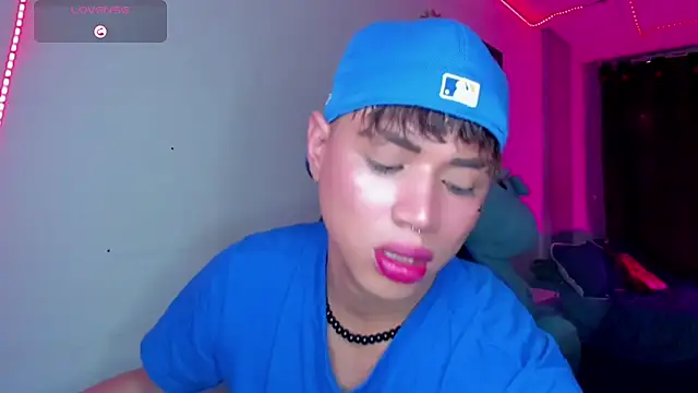 Jostin18 online show from November 2025 02:06:01 PM