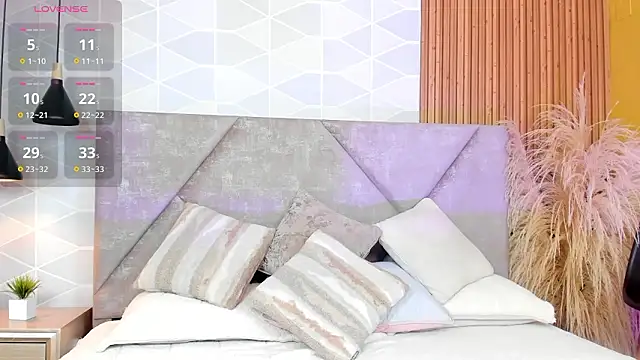 Jade Whisper online show from February 2026 01:26:01 AM