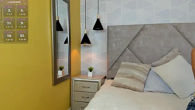 Jade Whisper online show from February 2026 01:21:02 AM