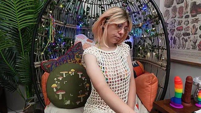 bendingofwillow online show from October 2025 11:27:02 AM