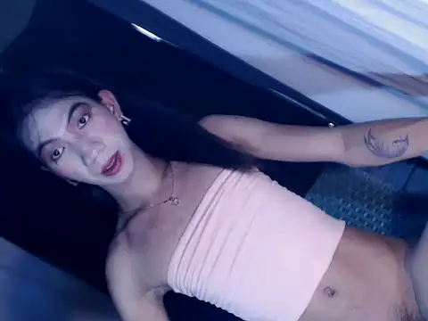 Snapshot of xyourdreamtrans chatting on October 2025 06:48:01 AM xyourdreamtrans online show from October 2025 06:48:01 AM