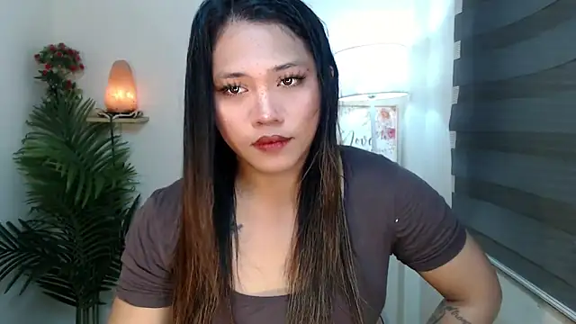 Snapshot of scarlett_brownx69 chatting on May 2026 04:41:02 AM scarlett brownx69 online show from May 2026 04:41:02 AM