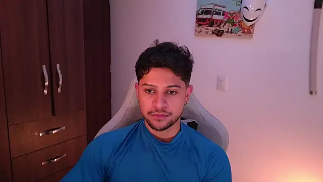 domsantiago  online show from December 2025 02:39:01 AM