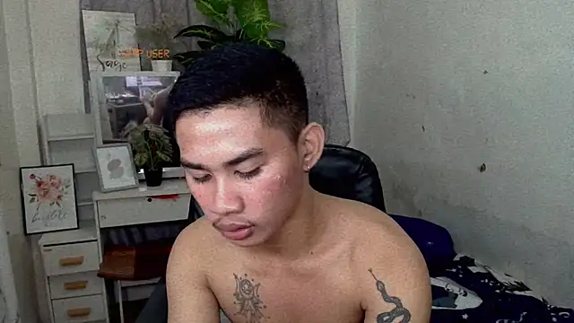 Snapshot of asianhardcock25 chatting on September 2025 11:21:01 AM asianhardcock25 online show from September 2025 11:21:01 AM