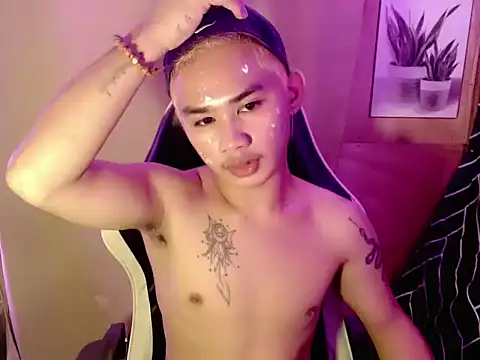 Snapshot of asianhardcock25 chatting on September 2025 07:09:02 AM asianhardcock25 online show from September 2025 07:09:02 AM
