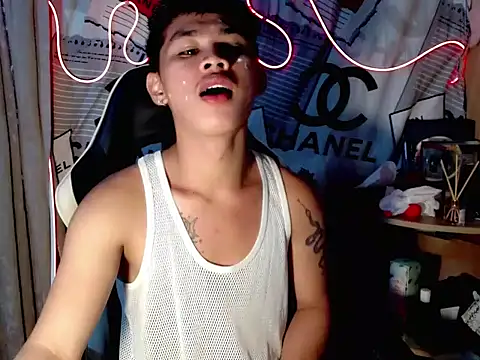 Snapshot of asianhardcock25 chatting on November 2025 09:58:01 PM asianhardcock25 online show from November 2025 09:58:01 PM