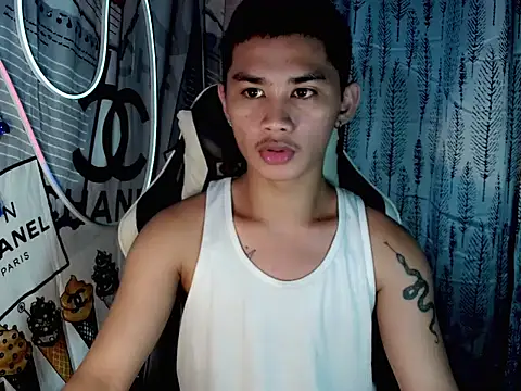 Snapshot of asianhardcock25 chatting on November 2025 11:33:02 AM asianhardcock25 online show from November 2025 11:33:02 AM