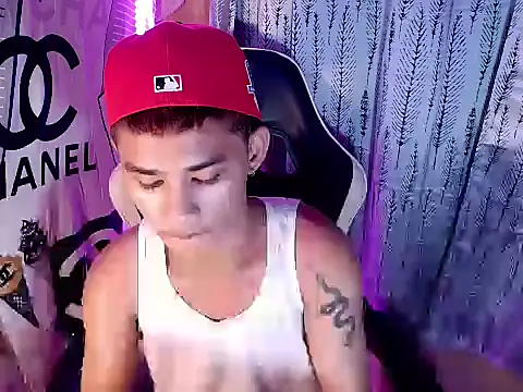 Snapshot of asianhardcock25 chatting on December 2025 11:27:02 AM asianhardcock25 online show from December 2025 11:27:02 AM