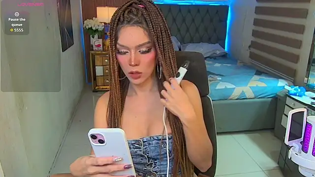 Snapshot of Paulalu95 chatting on March 2026 04:44:02 PM Paulalu95 online show from March 2026 04:44:02 PM