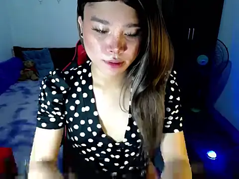 Urassiansweetcummer online show from March 2026 03:39:01 AM