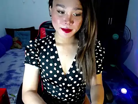 Snapshot of Urassiansweetcummer chatting on March 2026 04:57:02 AM Urassiansweetcummer online show from March 2026 04:57:02 AM