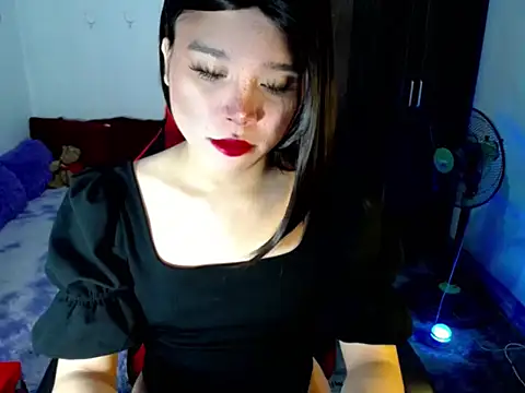 Urassiansweetcummer online show from June 2026 02:14:02 AM