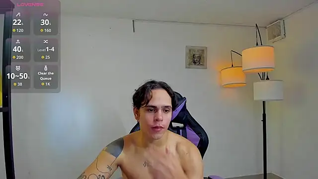 Snapshot of Maximiliano_scoott__ chatting on November 2025 09:17:02 PM Maximiliano scoott online show from November 2025 09:17:02 PM