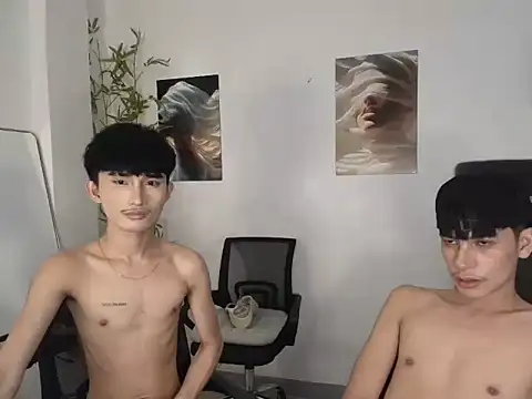 Snapshot of twink_pinoy chatting on June 2026 03:25:01 PM twink pinoy online show from June 2026 03:25:01 PM
