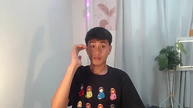 shokolet 2001 online show from February 2026 05:56:01 AM