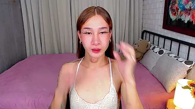 TRANSGODDESSA online show from November 2025 03:40:01 PM