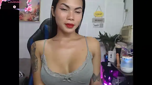 lucyheart777 online show from May 2026 02:18:01 AM