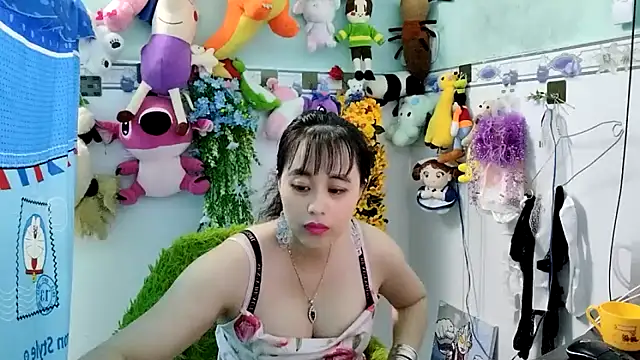 emgaixinhngoan online show from October 2025 02:35:01 AM