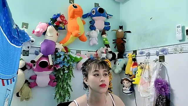 emgaixinhngoan online show from November 2025 03:29:02 AM