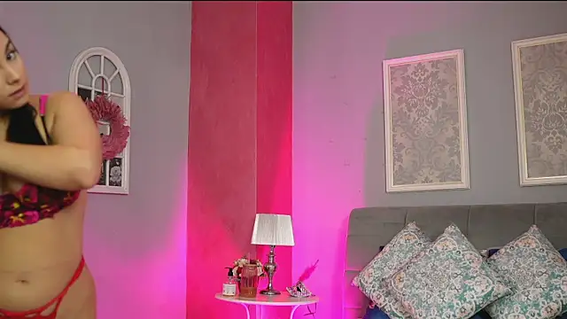 ScarletVex online show from June 2026 05:11:02 PM