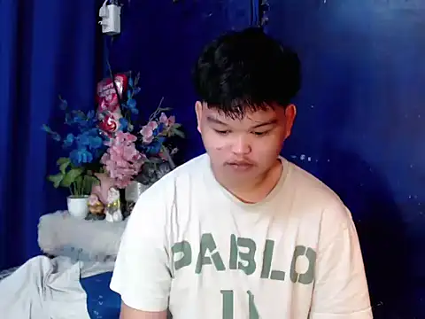 Snapshot of Reynelcock chatting on February 2026 05:40:02 PM Reynelcock online show from February 2026 05:40:02 PM