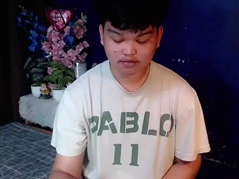 Snapshot of Reynelcock chatting on March 2026 03:30:02 PM Reynelcock online show from March 2026 03:30:02 PM