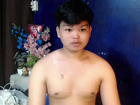 Snapshot of Reynelcock chatting on March 2026 03:09:02 PM Reynelcock online show from March 2026 03:09:02 PM